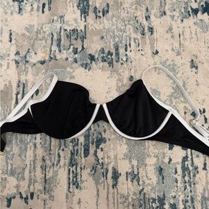 Shade & Shore Black and White Underwire Bikini Top